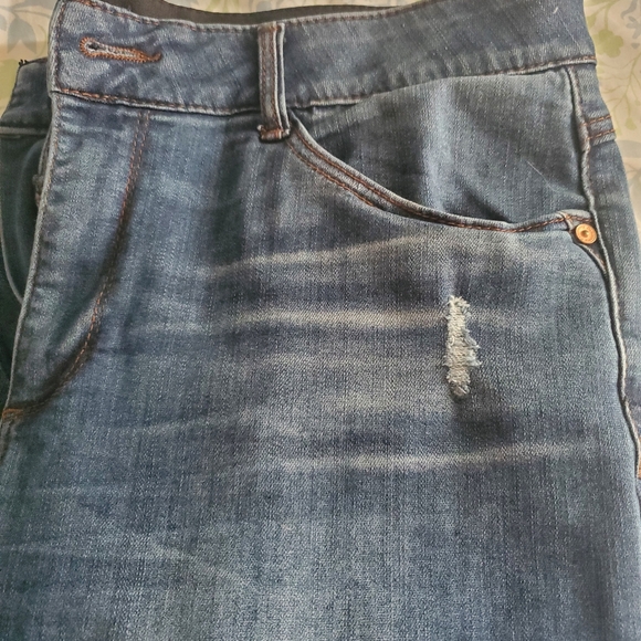 Democracy, Mid Rise Absoltion Women's Blue Jeans, Size 14 - Picture 3 of 7